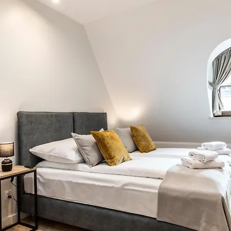 Dom Pod Kotwica Apart Otel Krakow